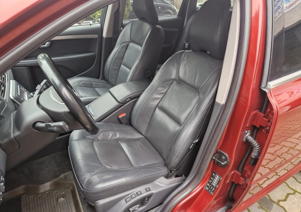 Volvo V70 cena 38000 przebieg: 244000, rok produkcji 2010 z Siedlce małe 704
